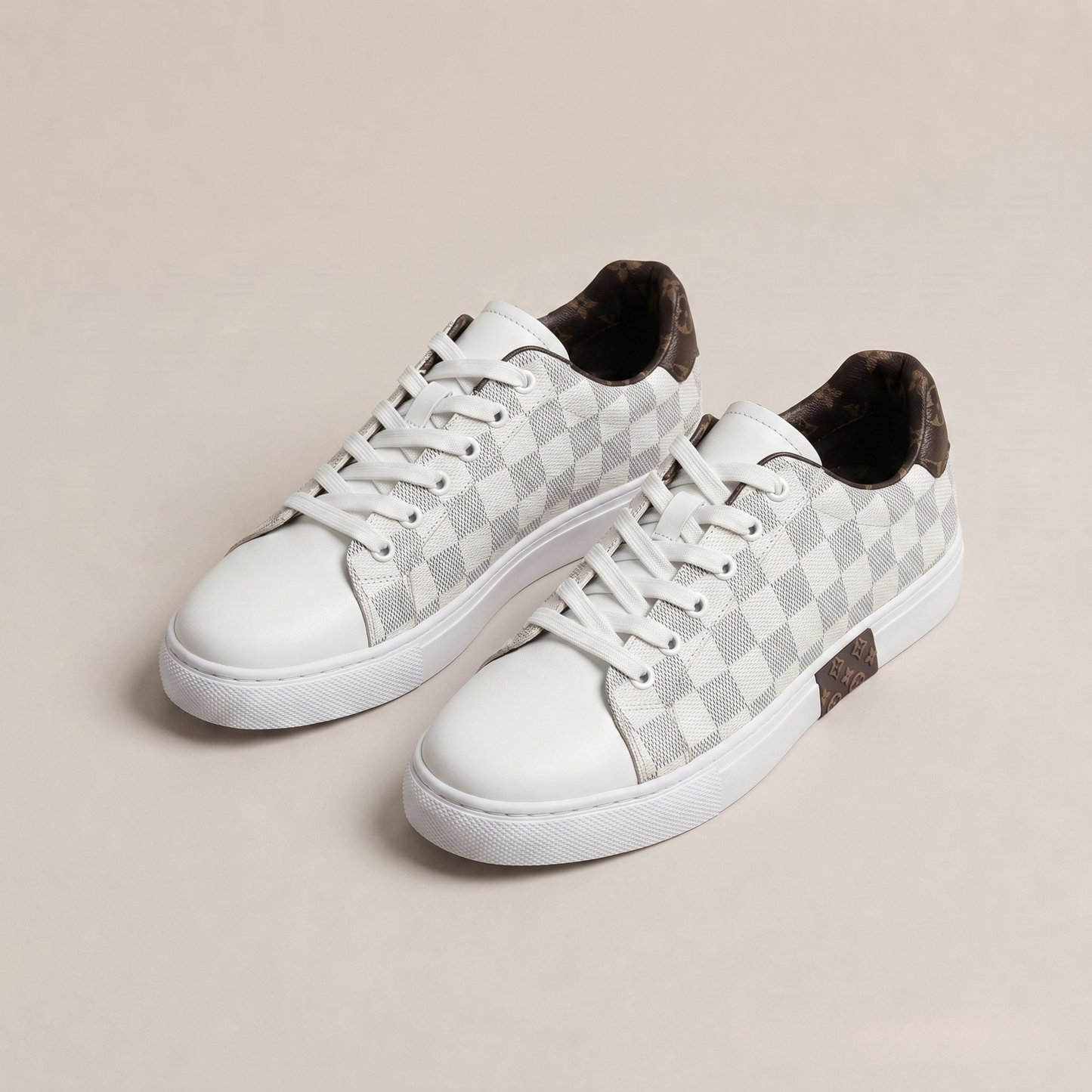 DAMIER WHITE