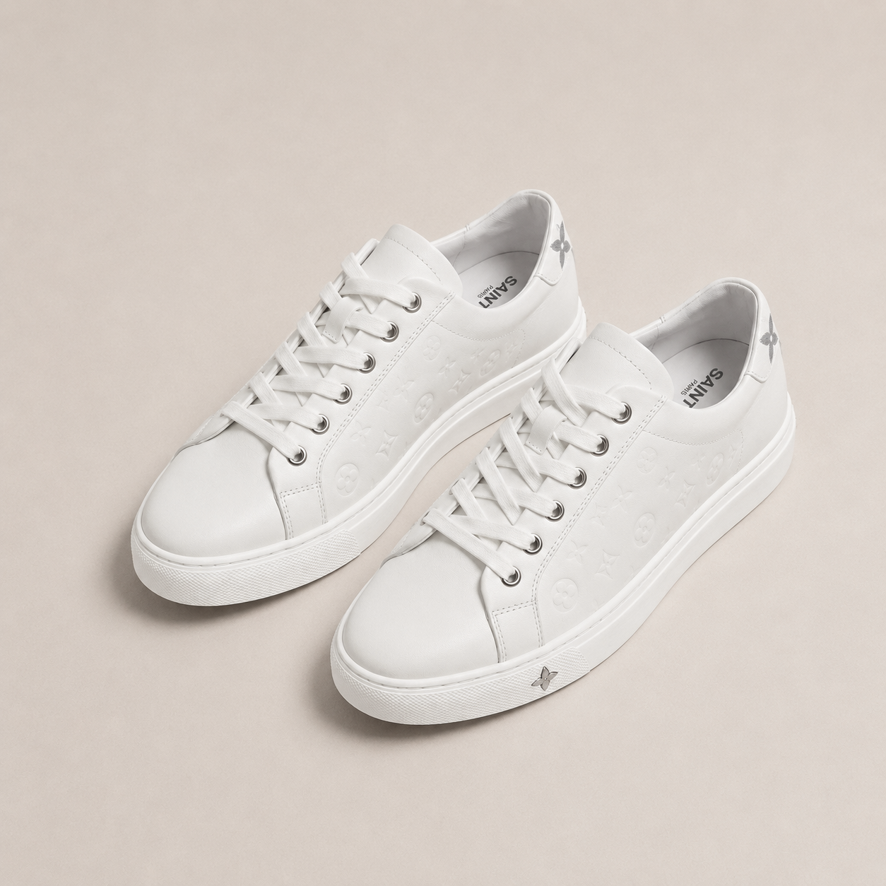 MONOGRAM WHITE