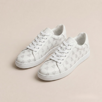 FLY WHITE