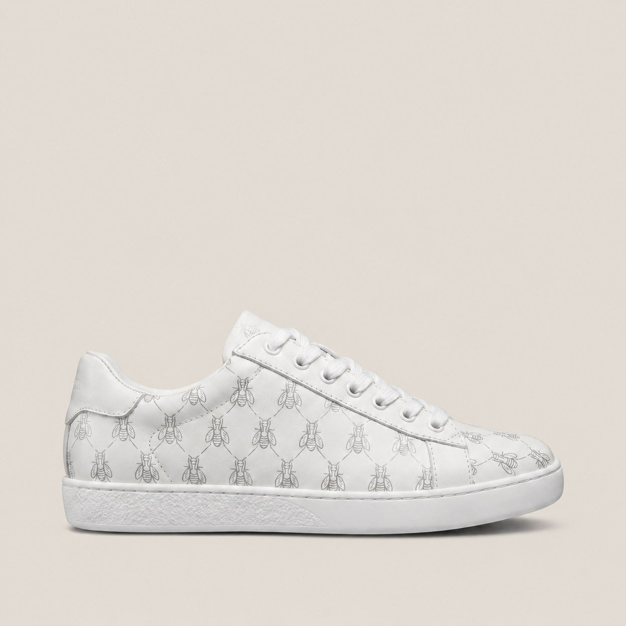 FLY WHITE