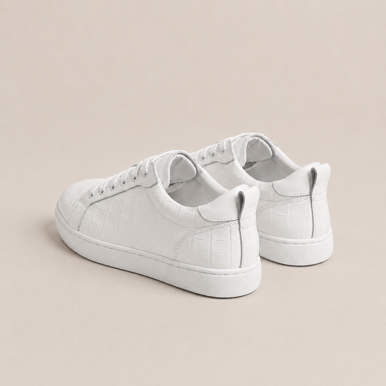 GATOR WHITE