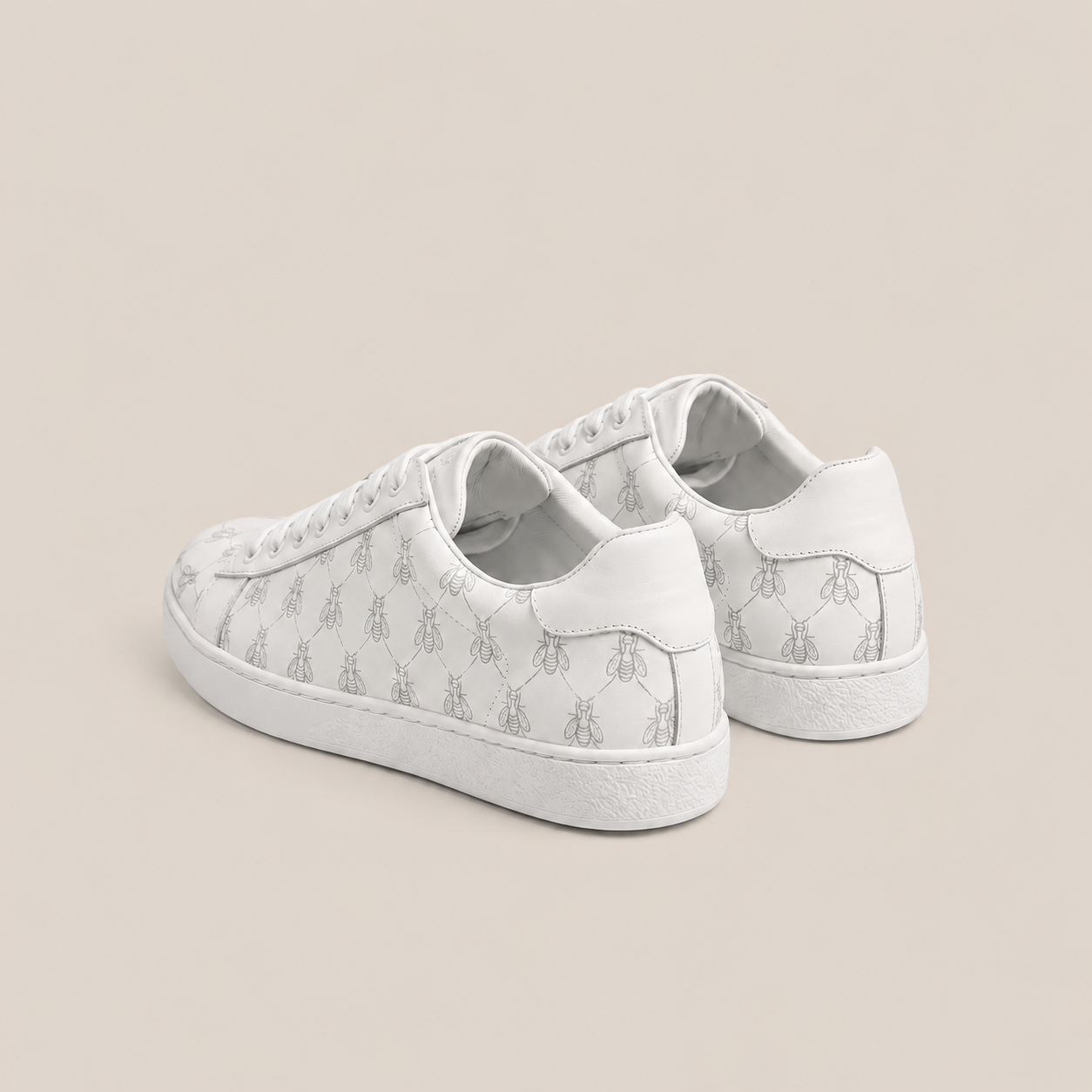 FLY WHITE