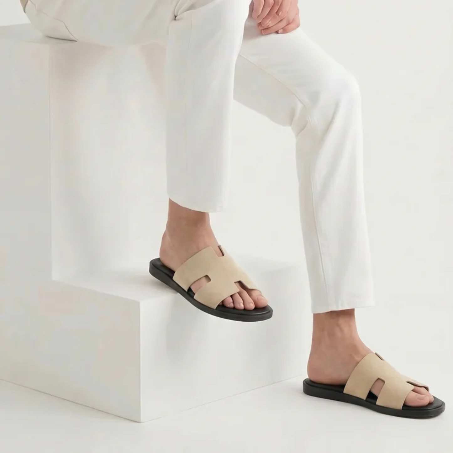 Cheval Blanc Suède Sandal